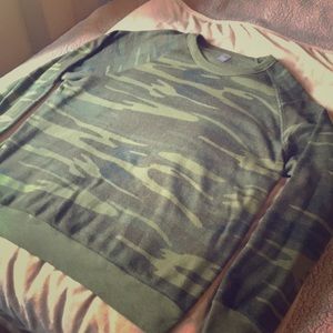 Lightweight camouflage sweatshirt